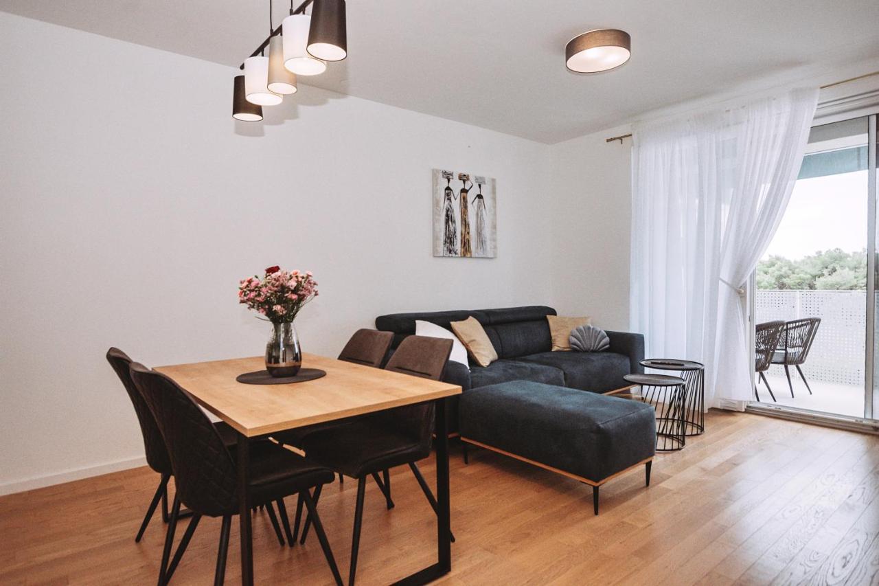 Apartman Martina Apartment ซาดาร์ ภายนอก รูปภาพ